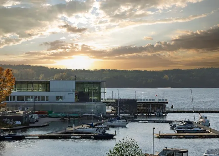 Przy Plazy Nad Zatoka Apartment *